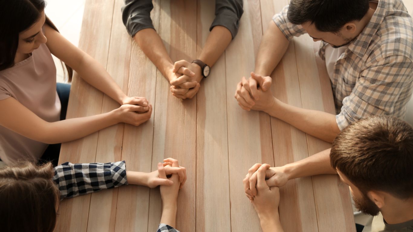 powerful-prayer-chain-holy-land-prayer